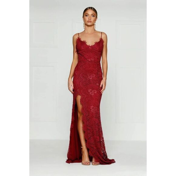 Alamour The Label Layali Lace Mermaid Gown in Burgundy Size XS - Picture 1 of 12